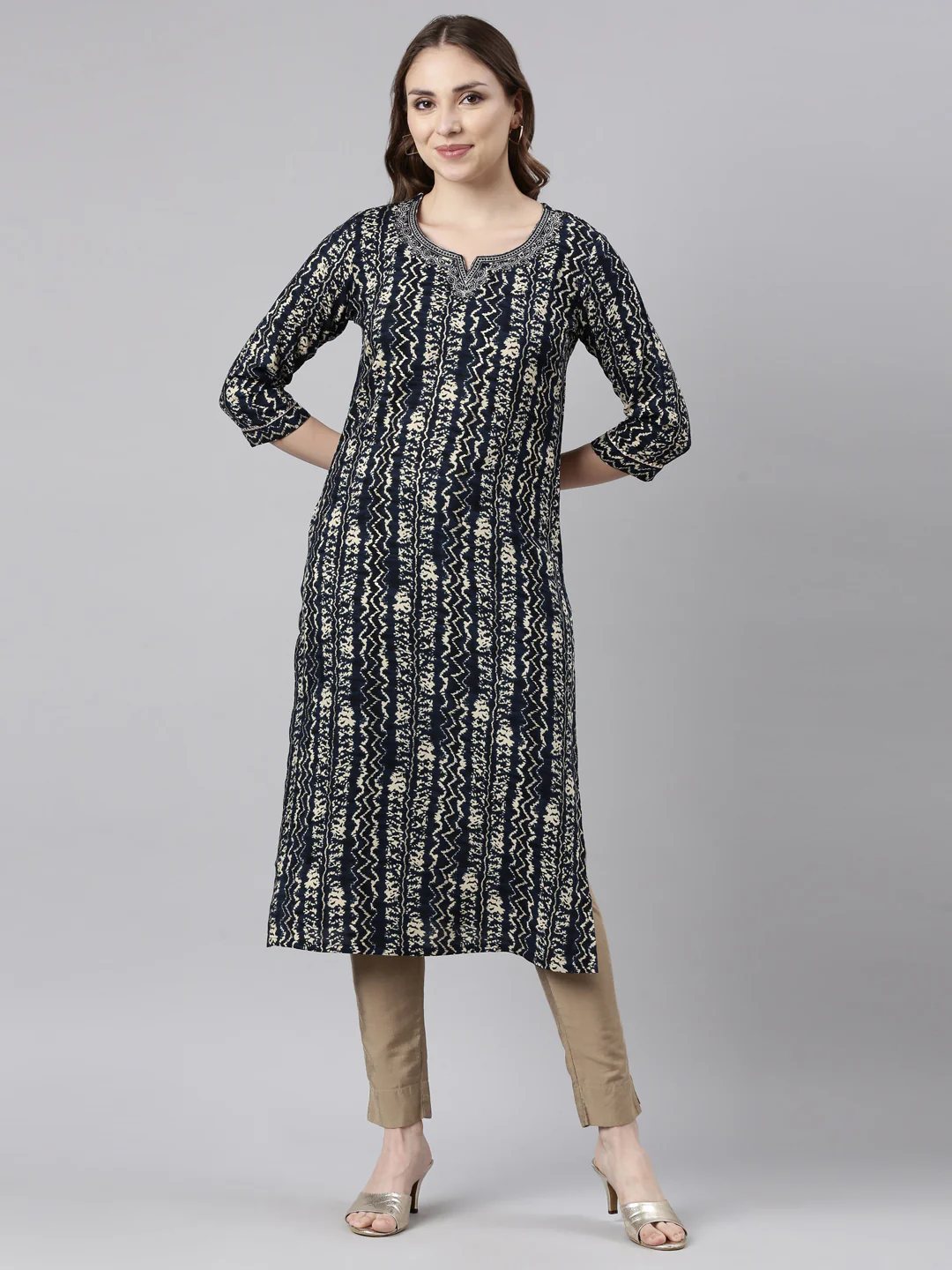 Neerus Navy Blue Regular Straight Chevron Kurta