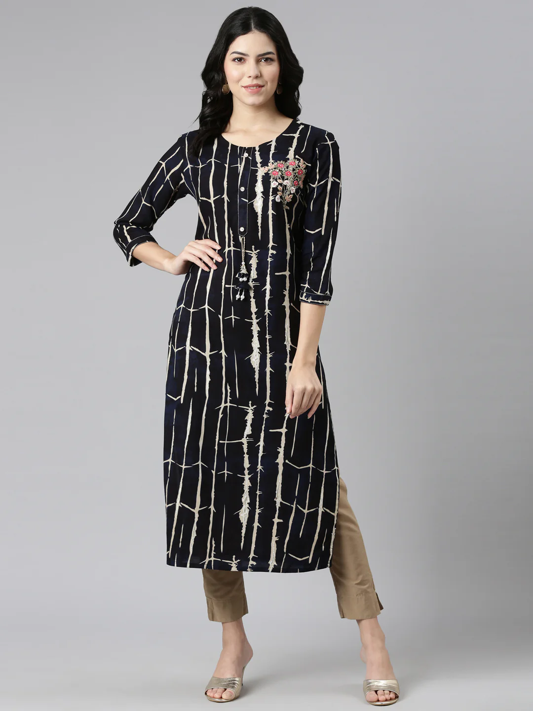 Neerus Navy Blue Regular Straight Printed Kurta - Image 5