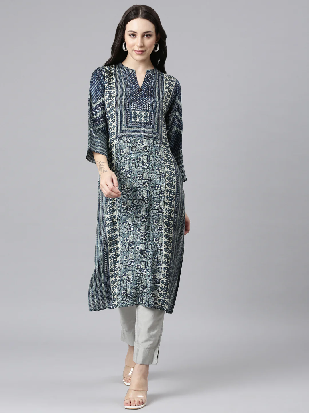Neerus Navy Blue Straight Casual Floral Kurta