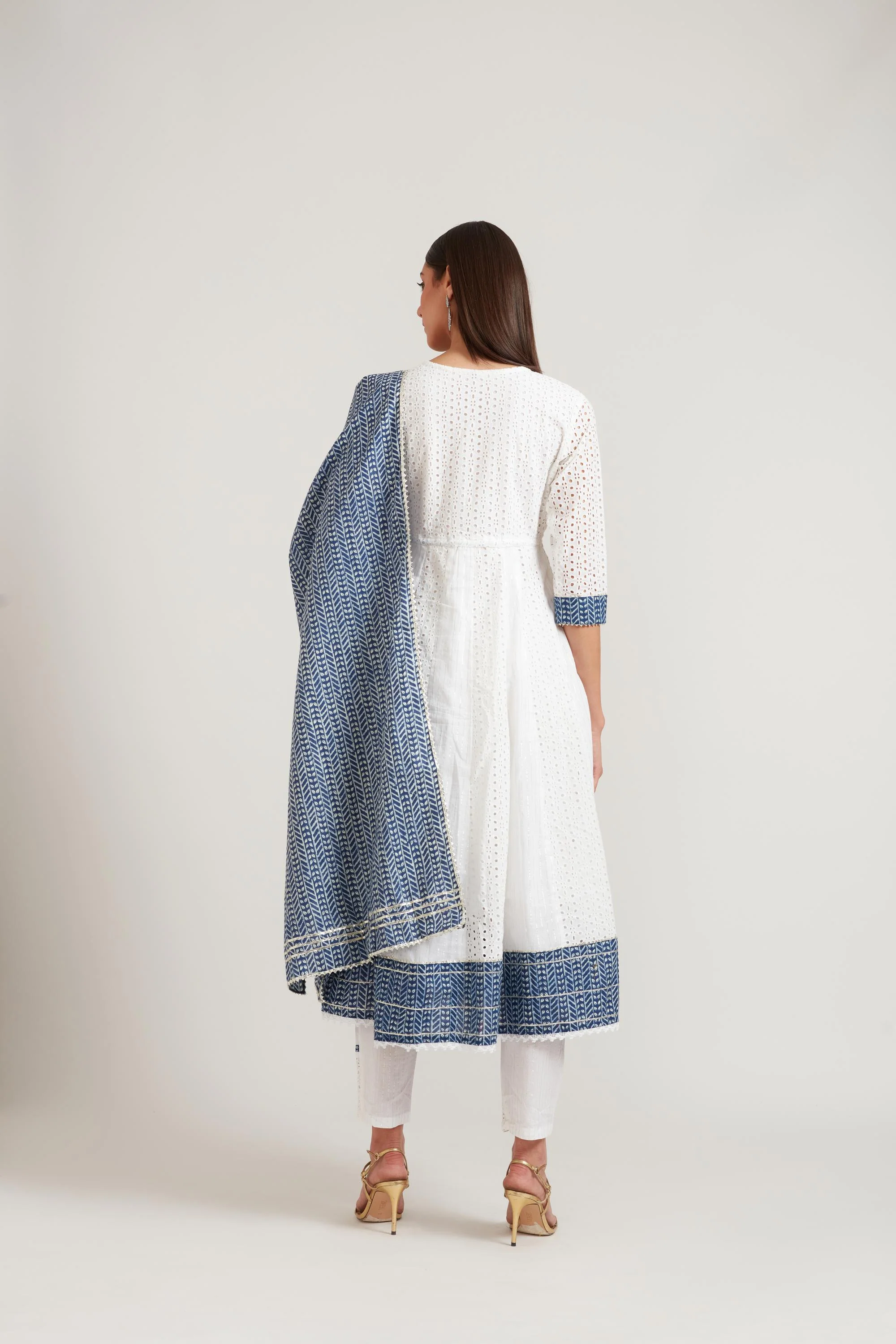Neerus Off White Color Cotton Fabric Suit Set - Image 5