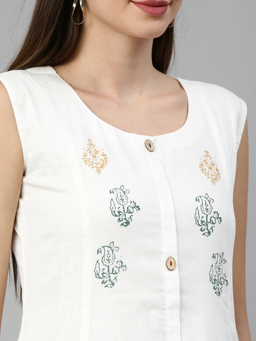Neerus Off White Color Mulmul Fabric Kurta - Image 7