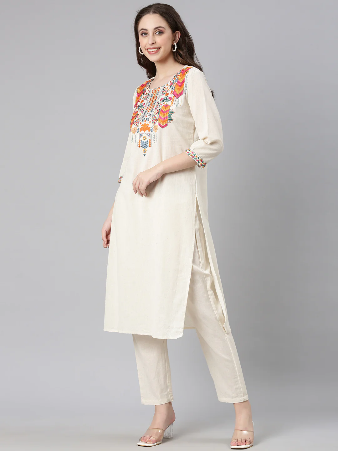 Neerus Off white Embroidered Straight Kurta and Trousers With Dupatta - Image 2