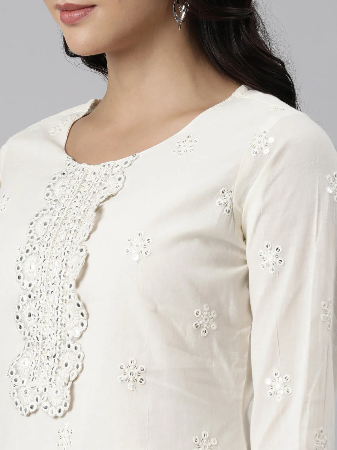 Neerus Off White Panelled Straight Solid Kurta And Palazzos With Dupatta - Image 5