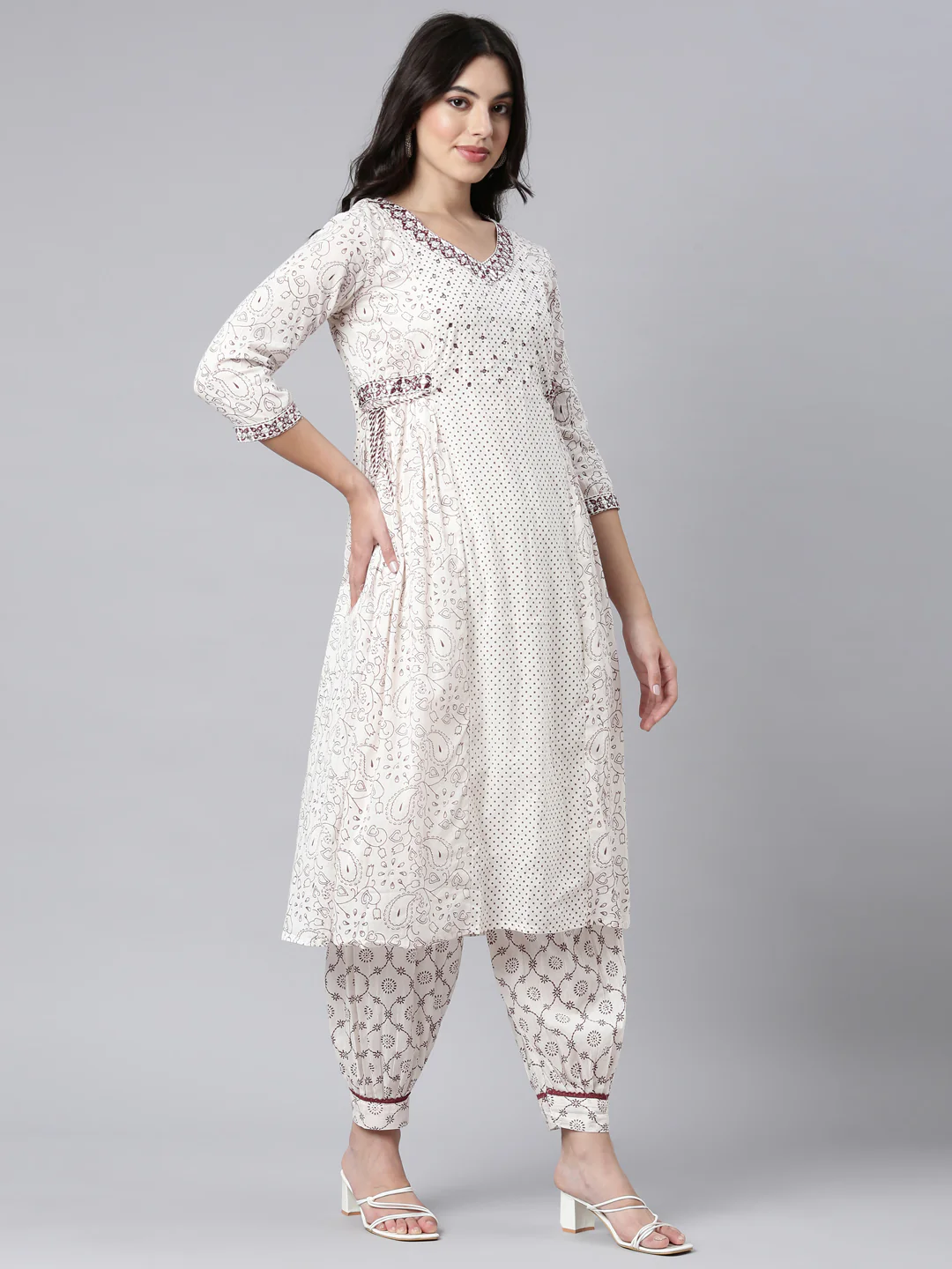 Neerus Off White Regular Straight Paisley Kurta And Salwar With Dupatta - Image 2