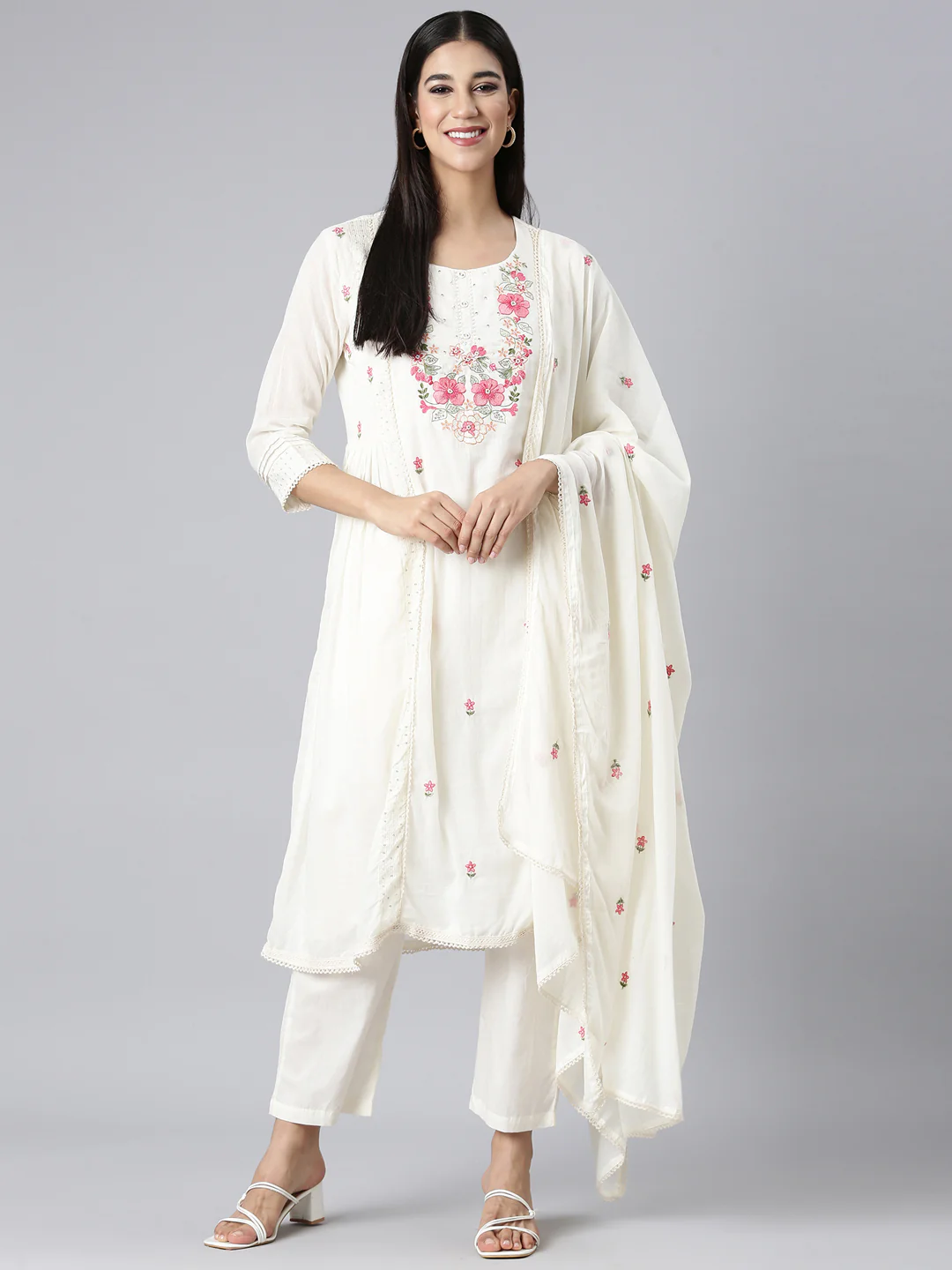 Neerus Off White Solid Curved Kurta and Trousers With Dupatta - Image 5