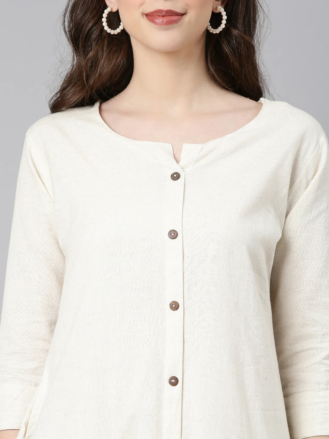 Neerus Off white Solid Straight Kurta and Palazzos - Image 4
