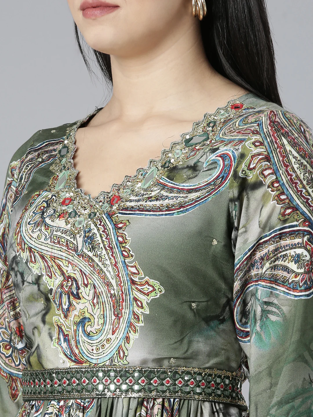 Neerus Olive Pleated Straight Paisley Kurta And Trousers With Dupatta - Image 4