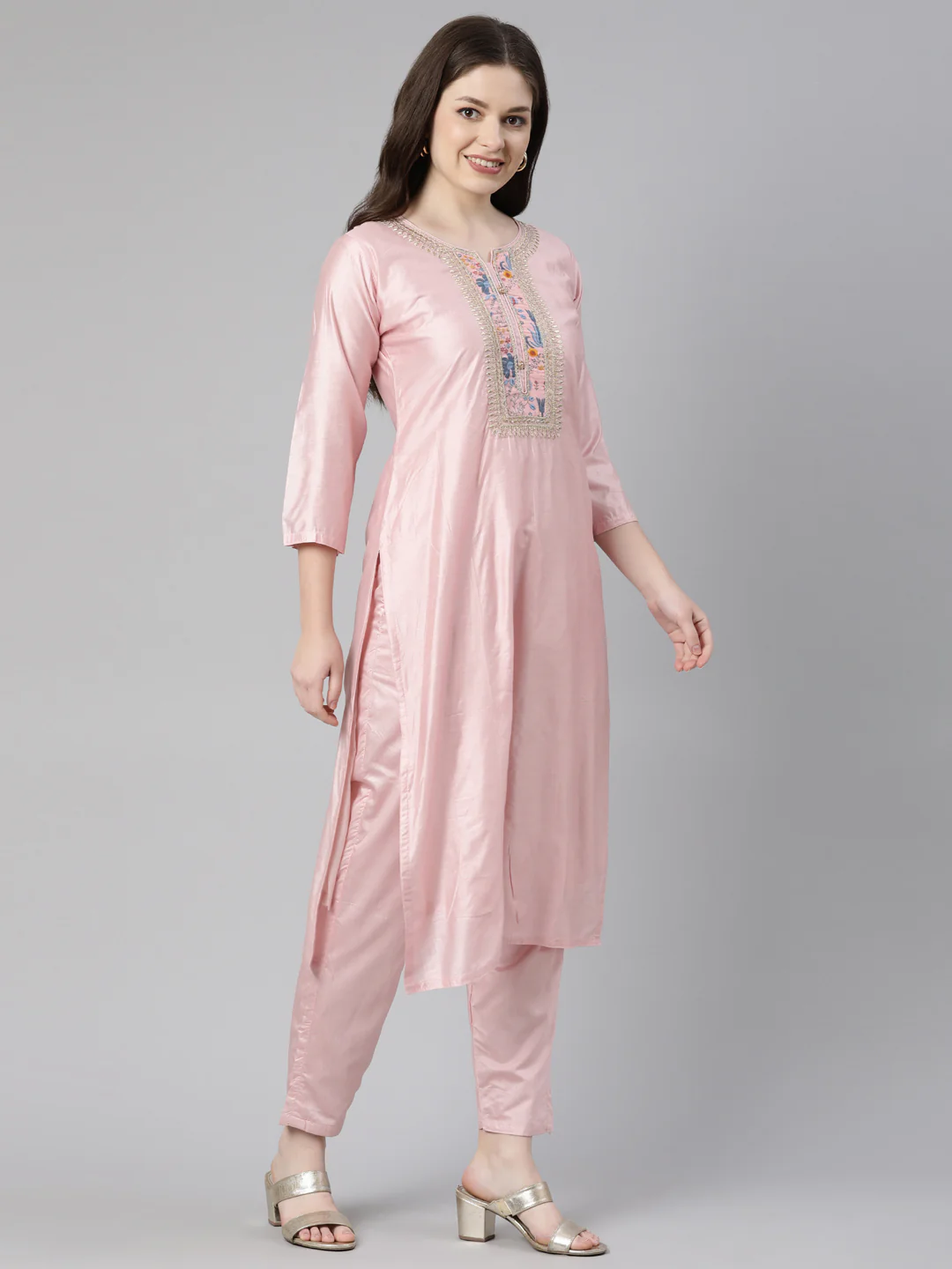 Neerus Peach Regular Knee Length Embroidered Kurta Solid Trousers With Dupatta - Image 2
