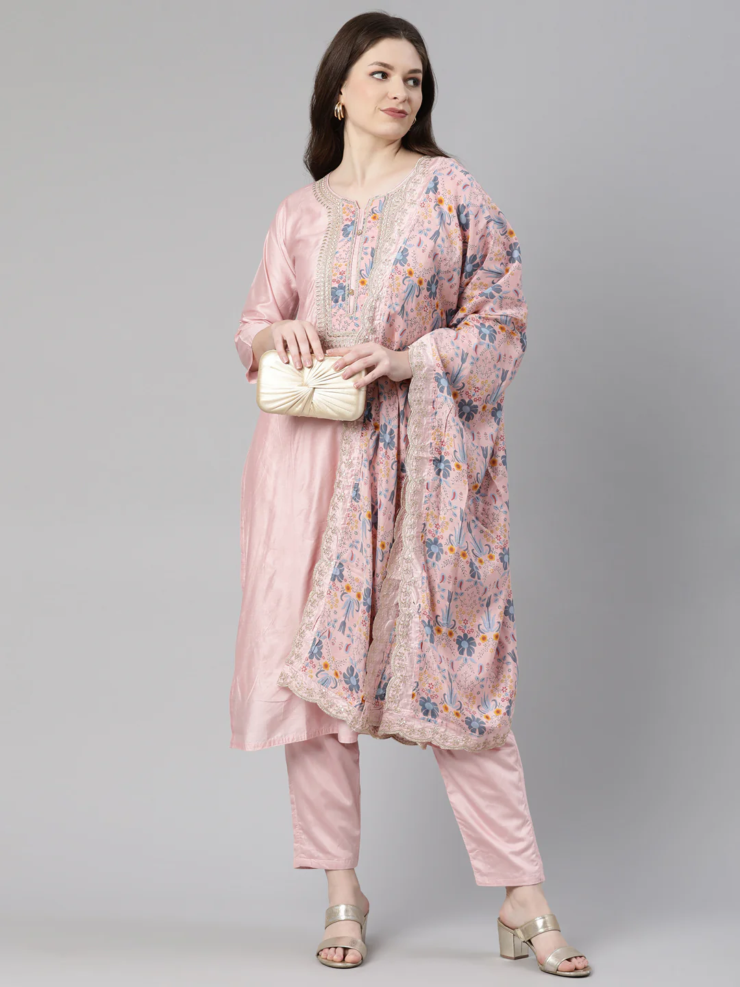 Neerus Peach Regular Knee Length Embroidered Kurta Solid Trousers With Dupatta - Image 4