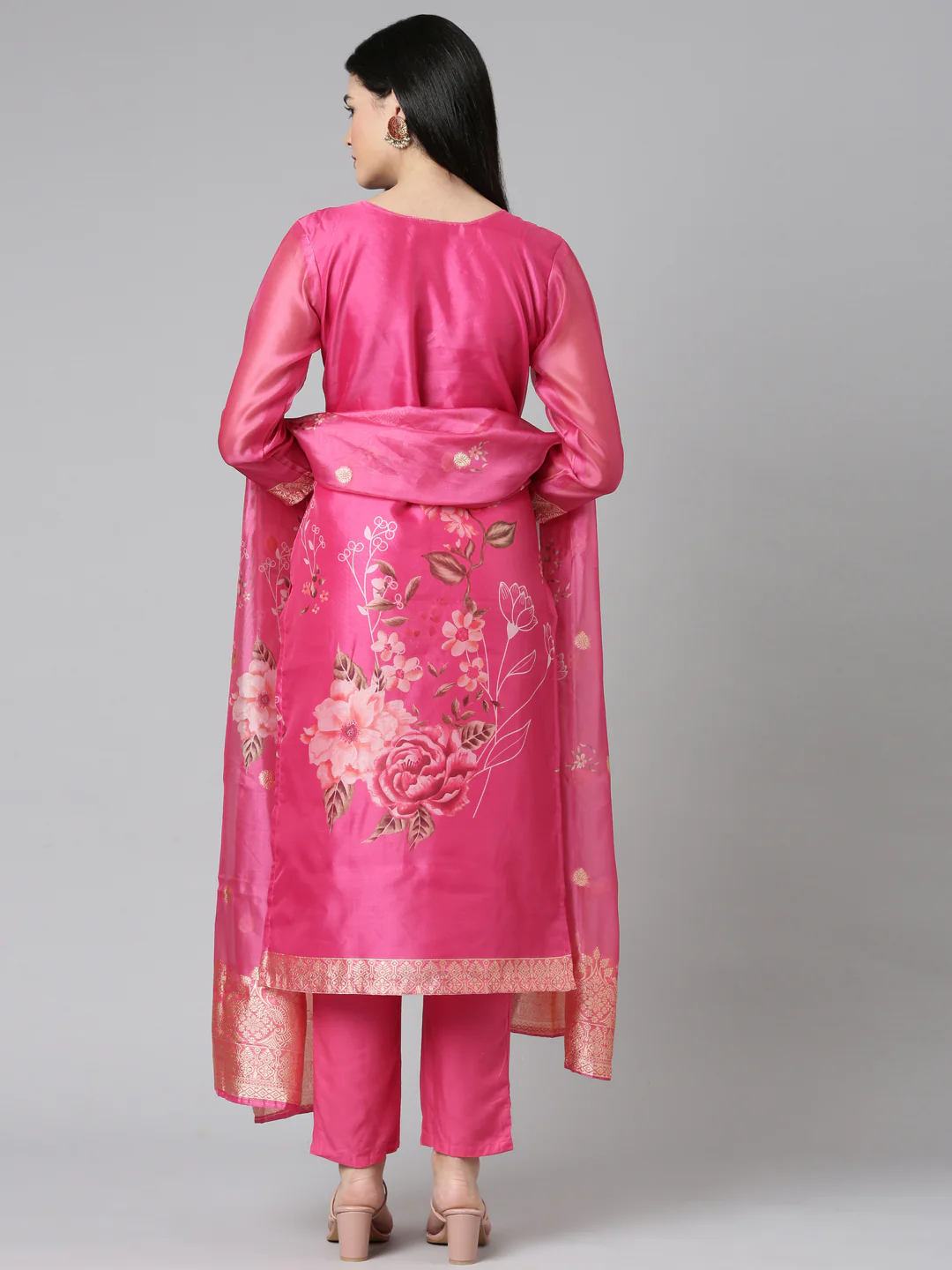 Neerus Pink Casual Floral Straight Kurta and Trousers With Dupatta - Image 4
