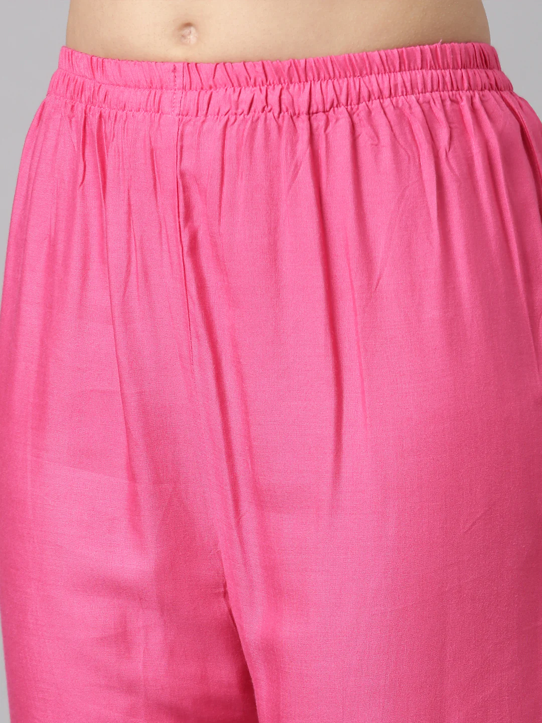 Neerus Pink Casual Floral Straight Kurta and Trousers With Dupatta - Image 7