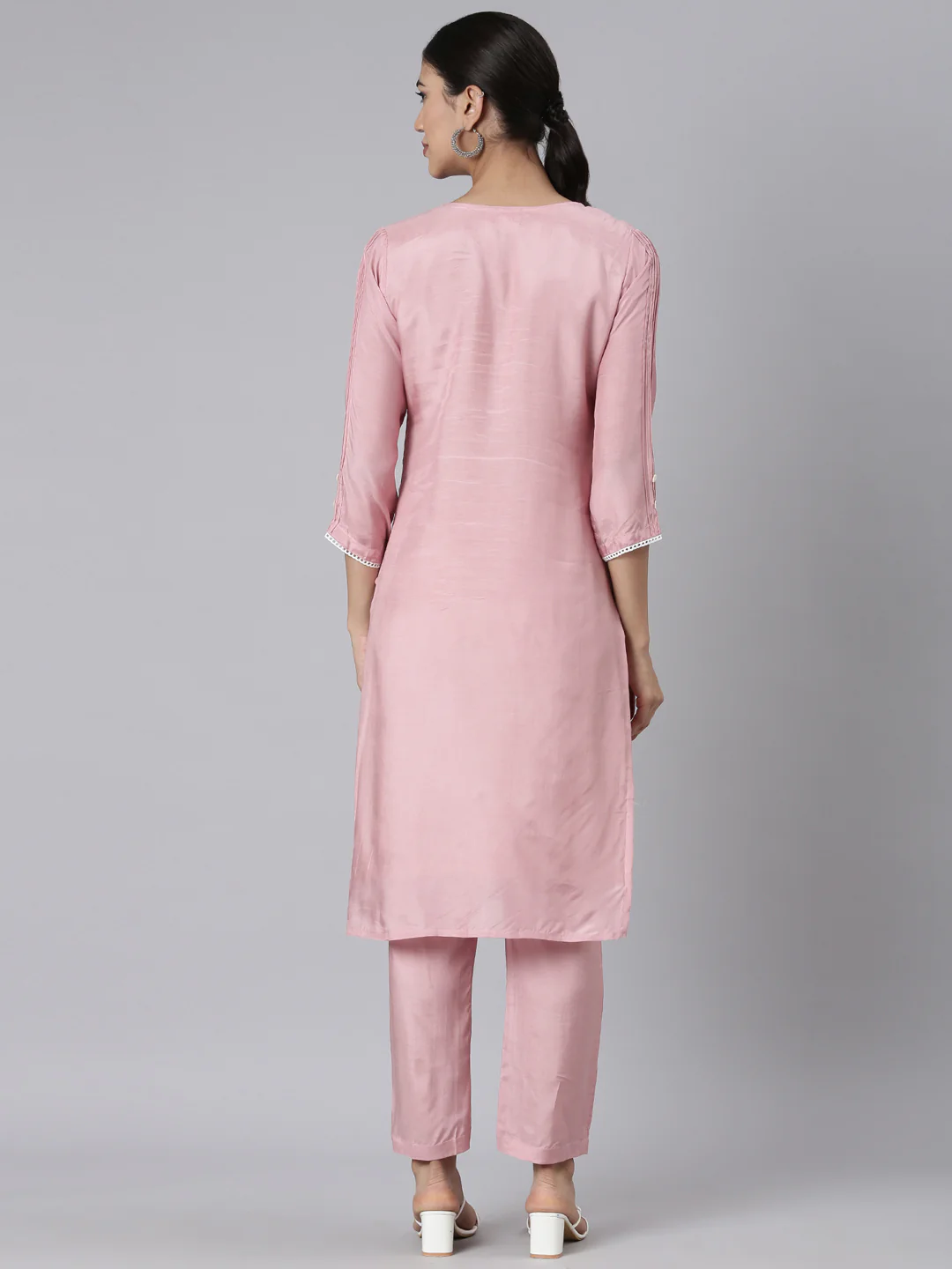 Neerus Pink Casual Solid Straight Kurta and Trousers - Image 3