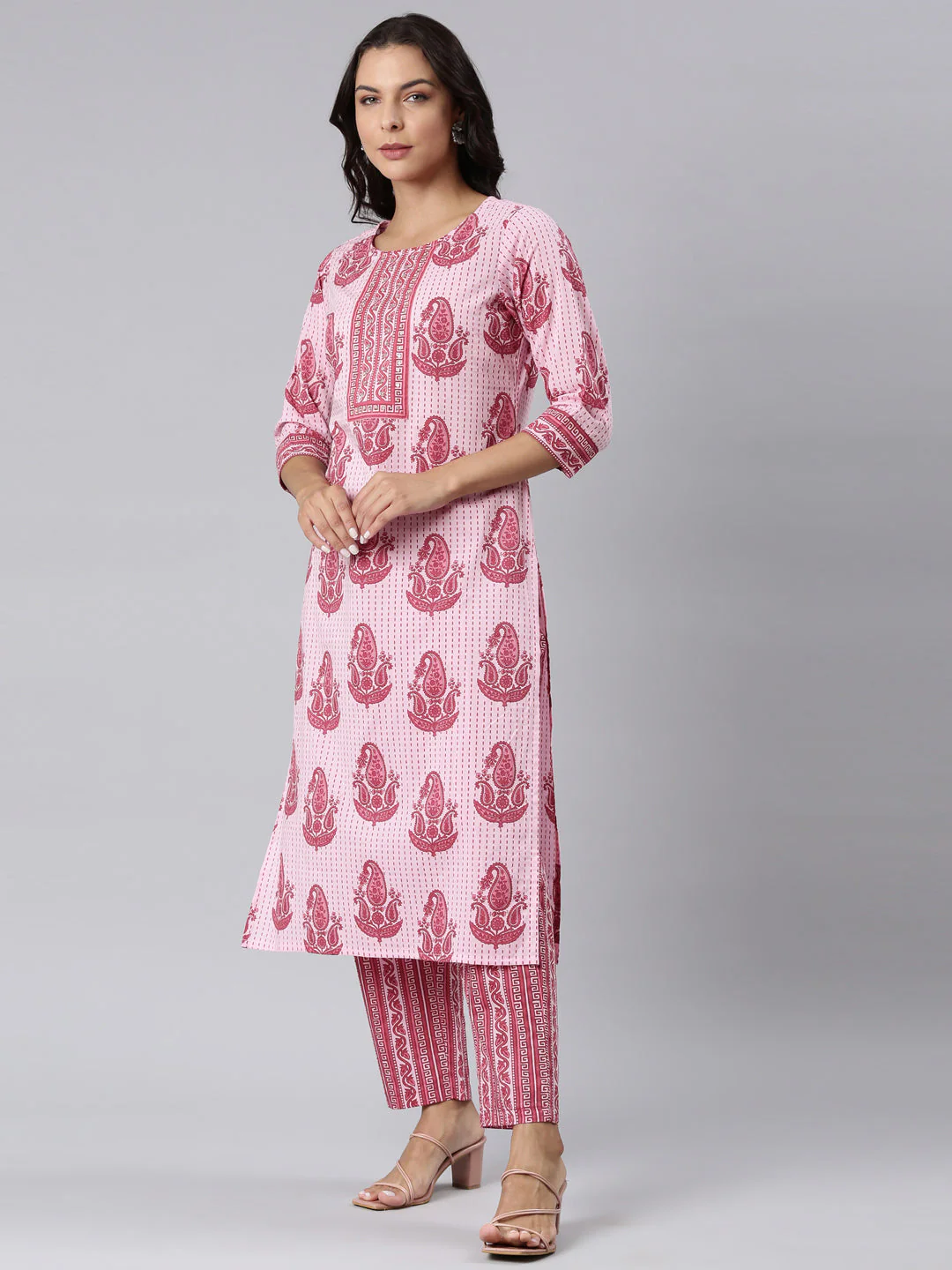 Neerus Pink Panelled Straight Printed Kurta And Trousers With Dupatta - Image 2