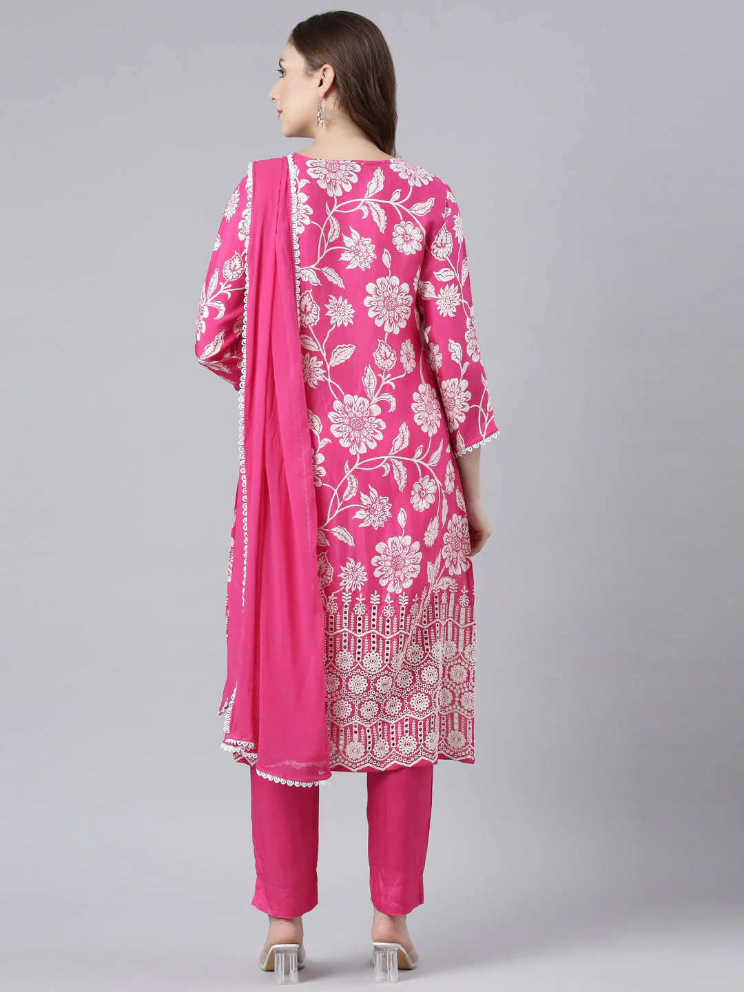 Neerus Pink Panelled Straight Printed Kurta And Trousers With Dupatta - Image 4