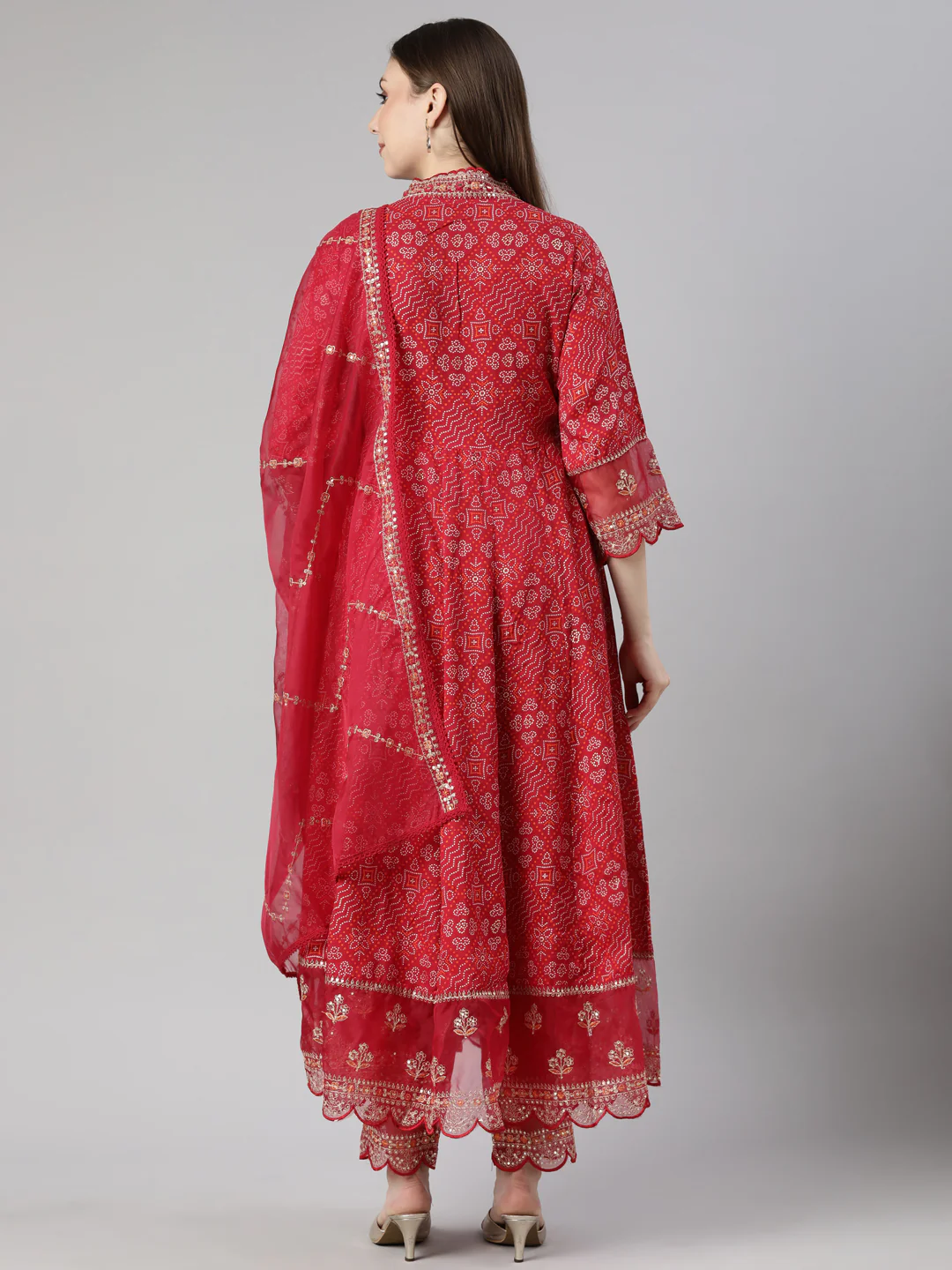 Neerus Pink Pleated Flared Bandhani Kurta And  Trousers With Dupatta - Image 3