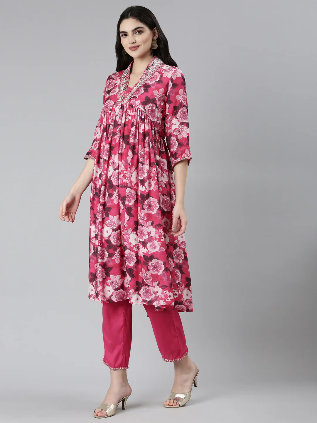 Neerus Pink Pleated Straight Floral Kurta Sets And Trousers - Image 2