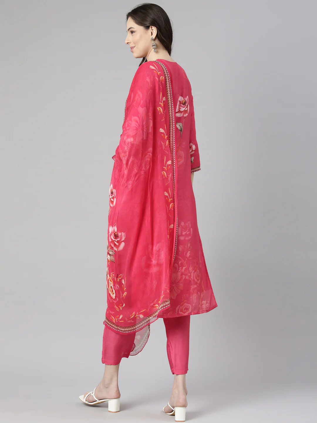 Neerus Pink Printed Straight Kurta and Trousers With Dupatta - Image 3