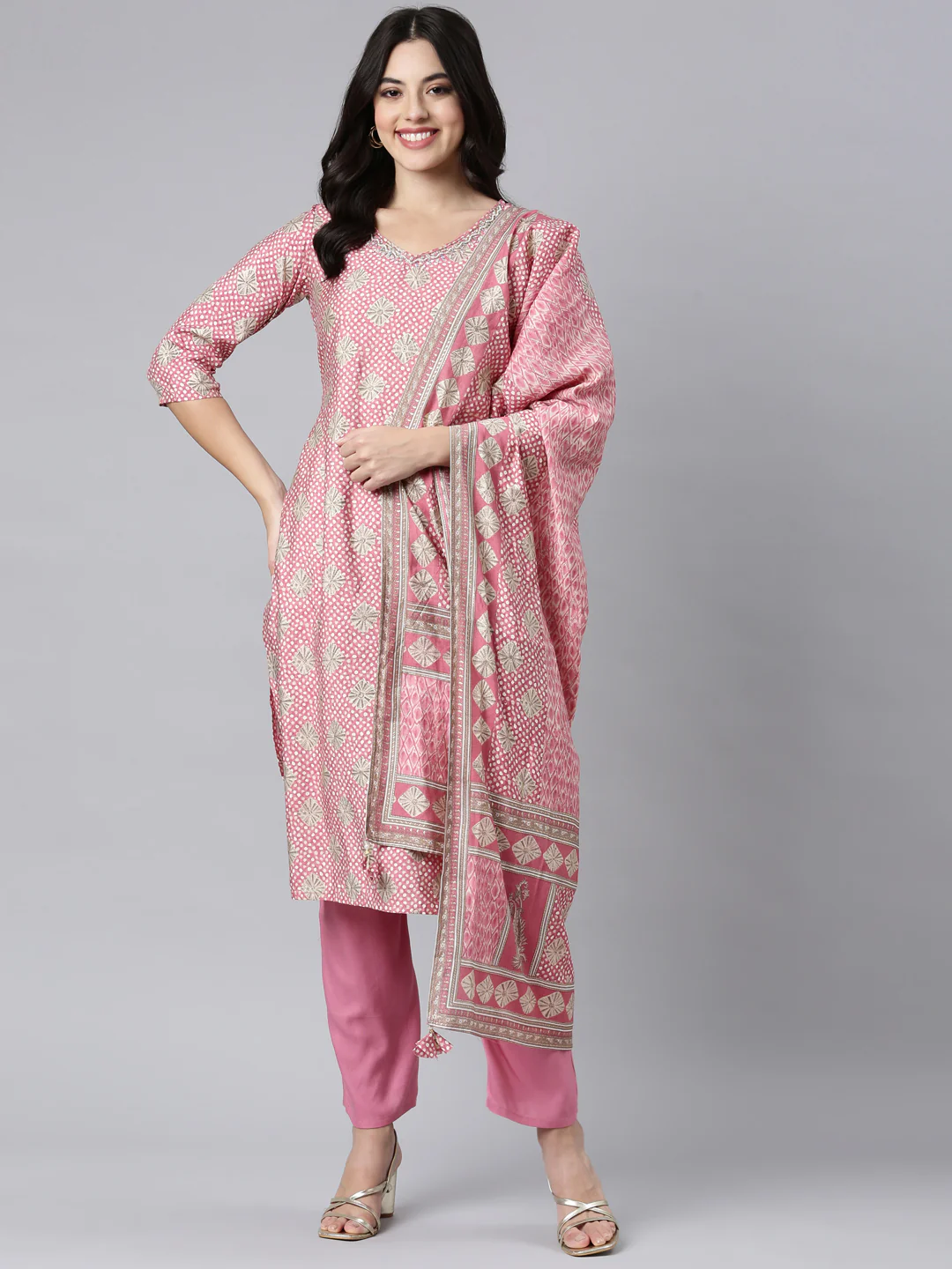 Neerus Pink Regular Straight Bandhani Kurta And Trousers With Dupatta - Image 5