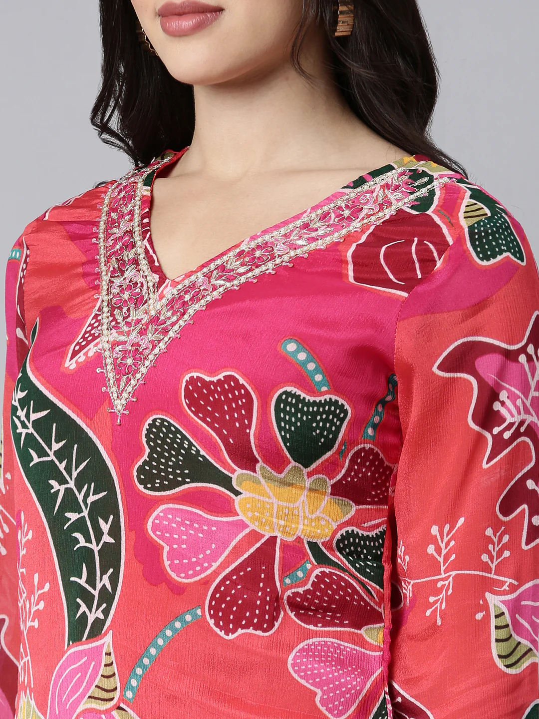 Neerus Pink Regular Straight Floral Kurta And Trousers With Dupatta - Image 4