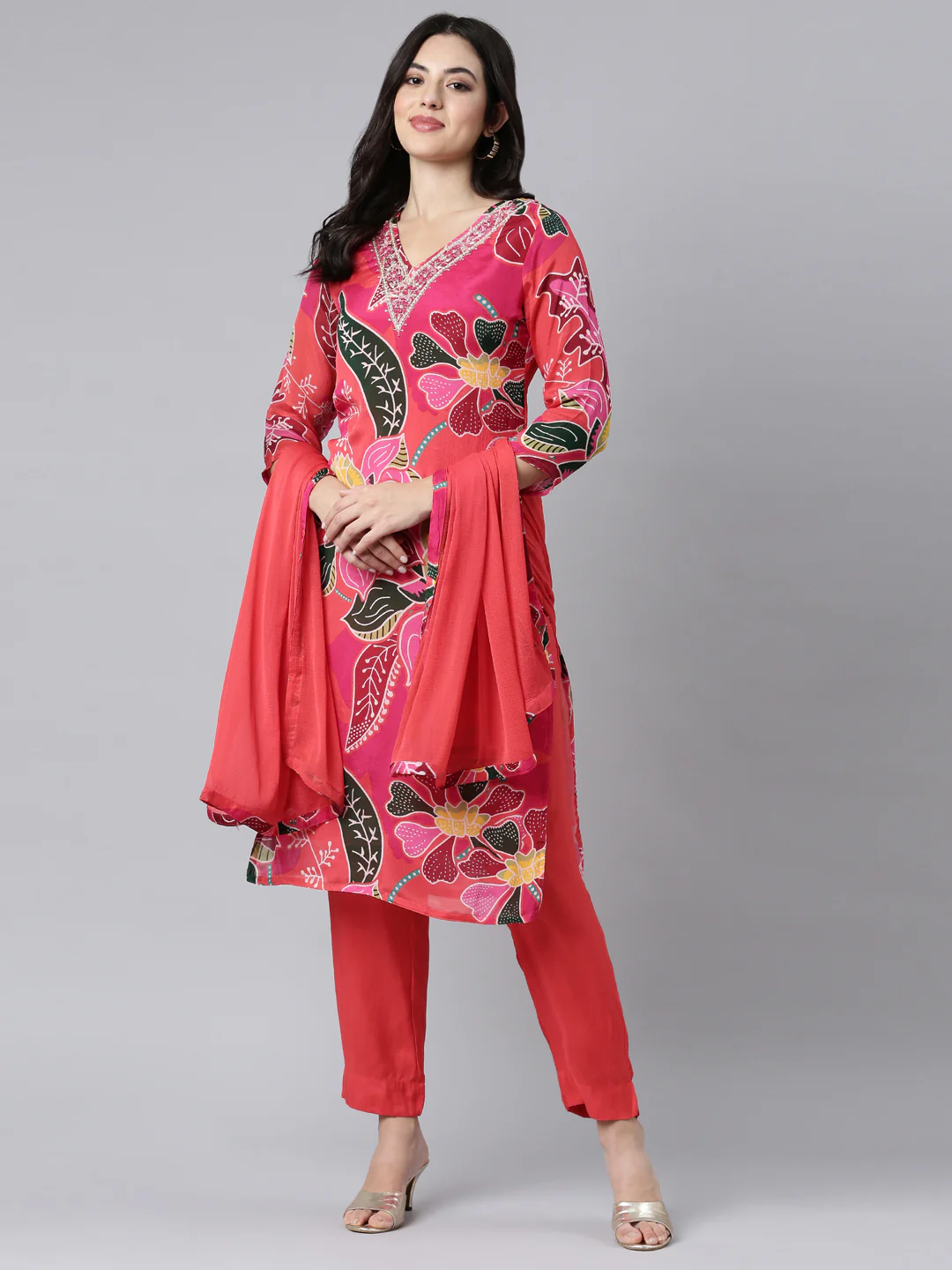Neerus Pink Regular Straight Floral Kurta And Trousers With Dupatta - Image 5