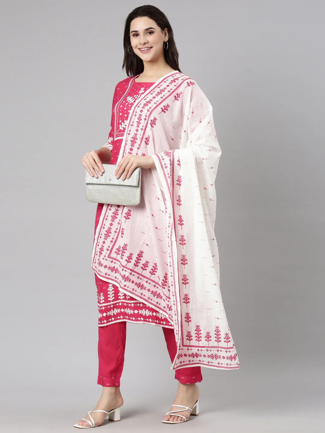 Neerus Pink Regular Straight Floral Kurta And  Trousers With Dupatta - Image 5