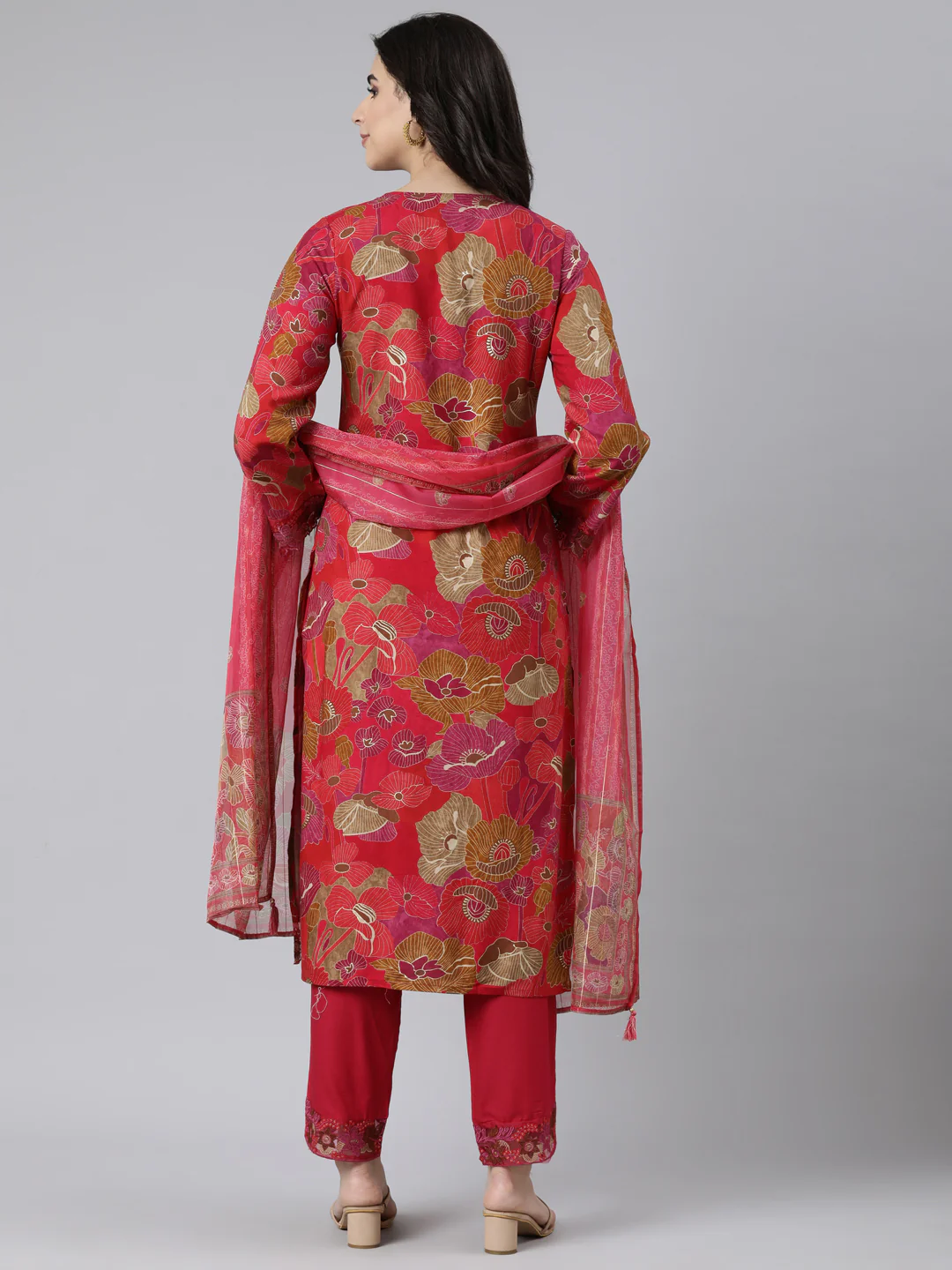 Neerus Pink Regular Straight Floral Kurta And Trousers With Dupatta - Image 3