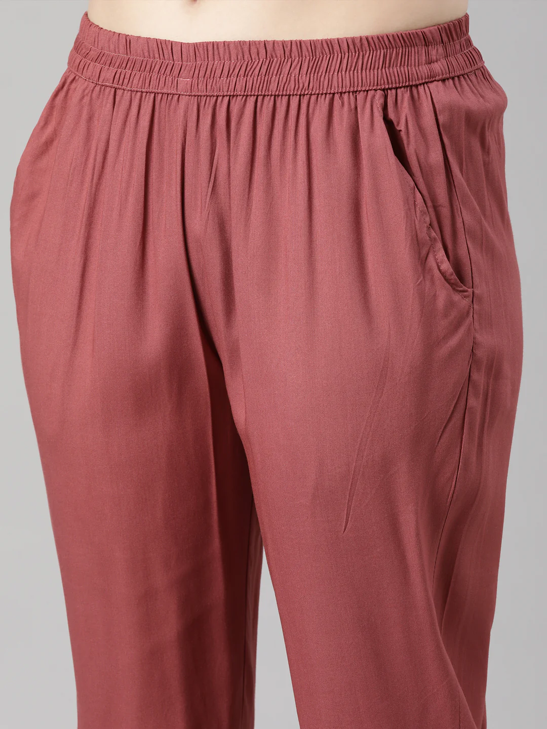 Neerus Pink Regular Straight Floral Kurta And  Trousers With Dupatta - Image 6