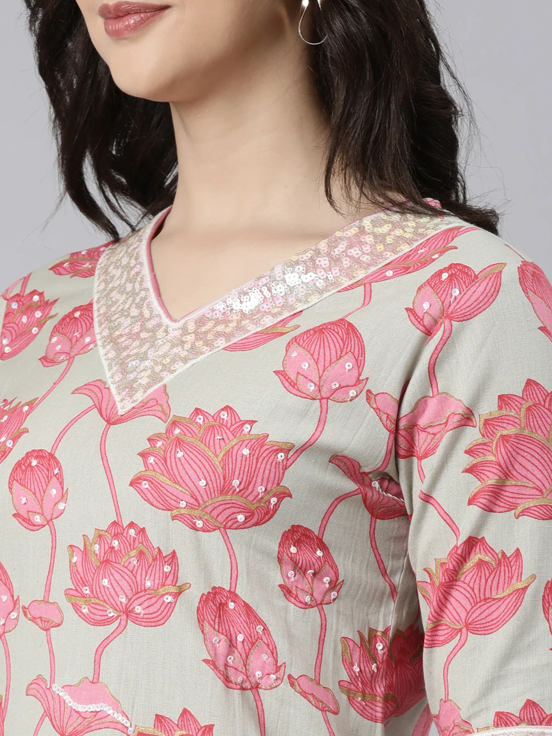 Neerus Pink Regular Straight Floral Kurta And  Trousers With Dupatta - Image 7