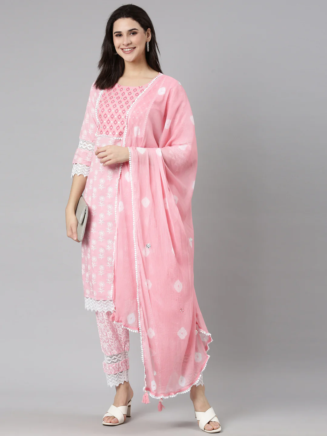Neerus Pink Regular Straight Floral Kurta And  Trousers With Dupatta - Image 5