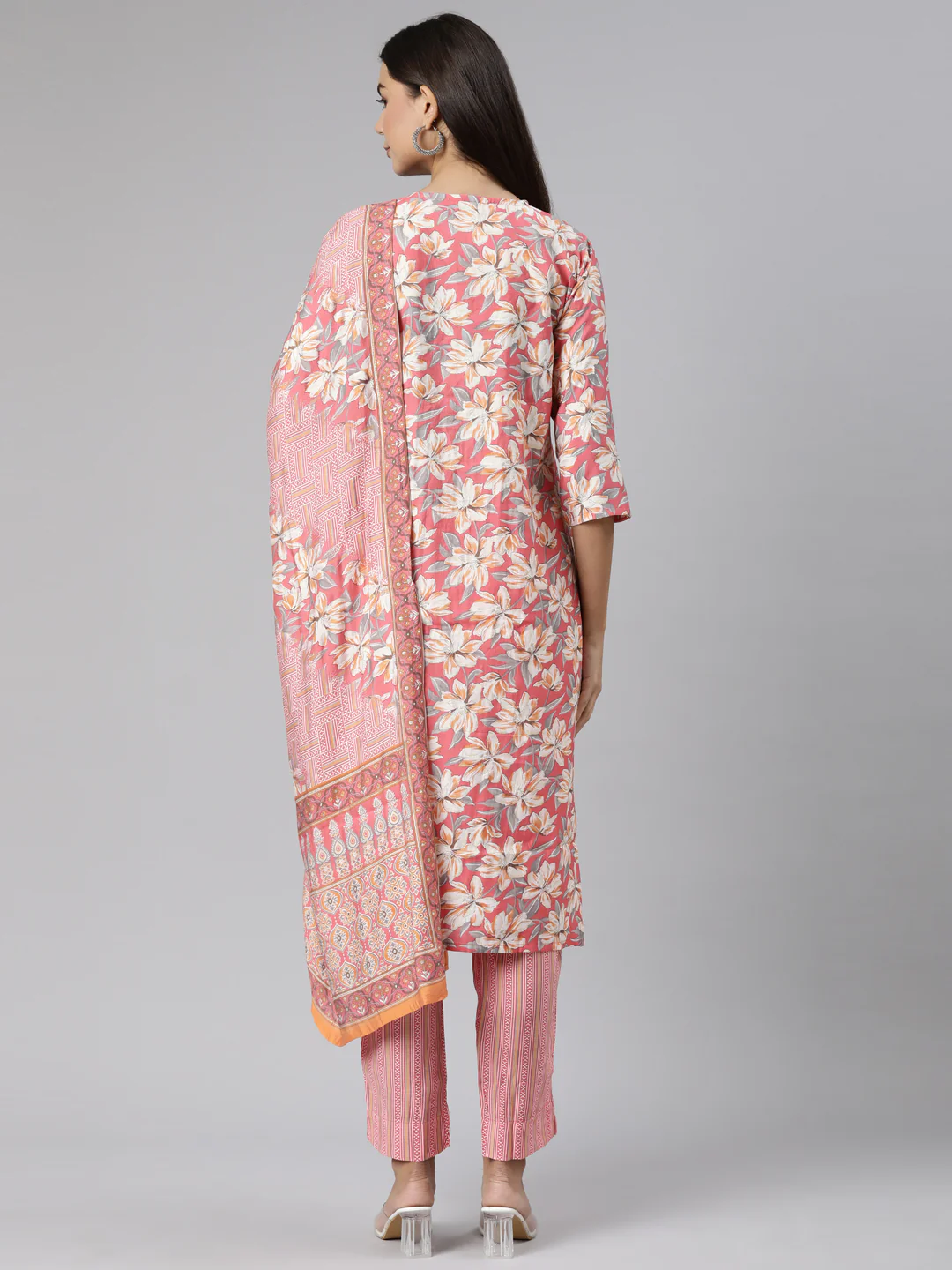 Neerus Pink Regular Straight Floral Kurta And Trousers With Dupatta - Image 3