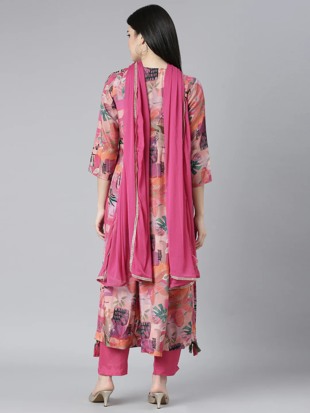 Neerus Pink Regular Straight Floral Kurta And Trousers With Dupatta - Image 3
