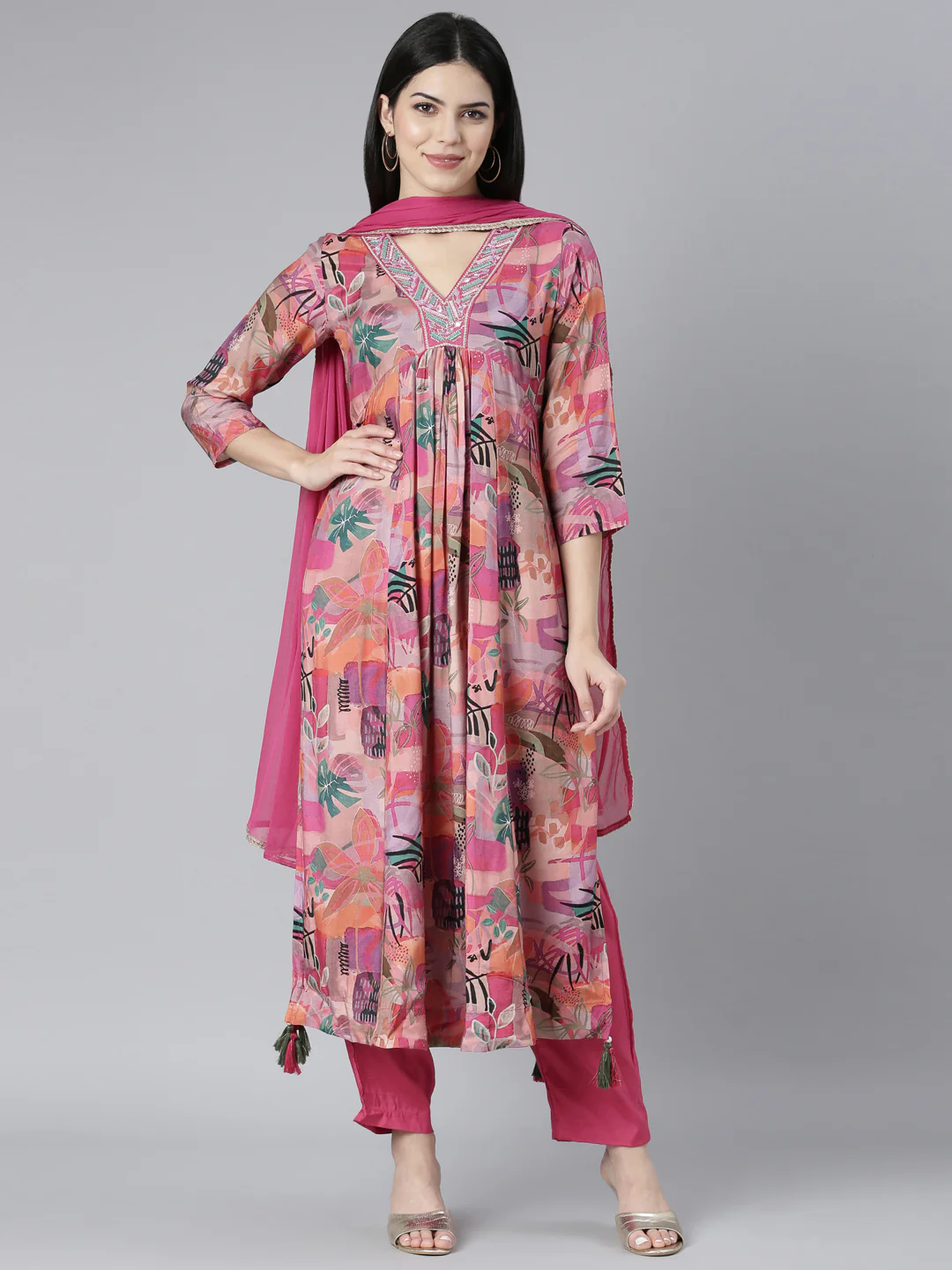 Neerus Pink Regular Straight Floral Kurta And Trousers With Dupatta - Image 5