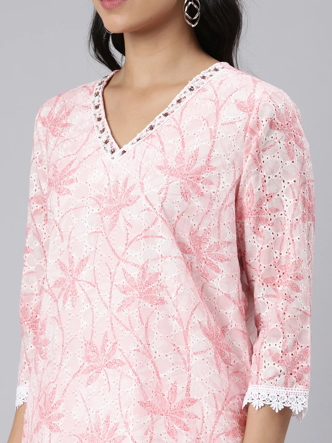 Neerus Pink Regular Straight Printed Kurta and Trousers With Dupatta - Image 4