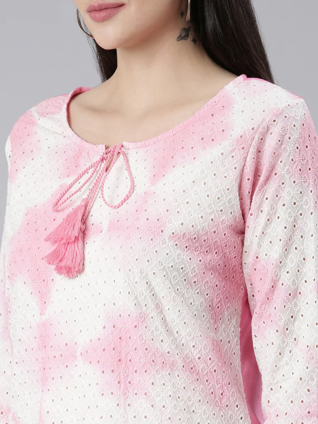 Neerus Pink Regular Straight Printed Kurta And Trousers With Dupatta - Image 4