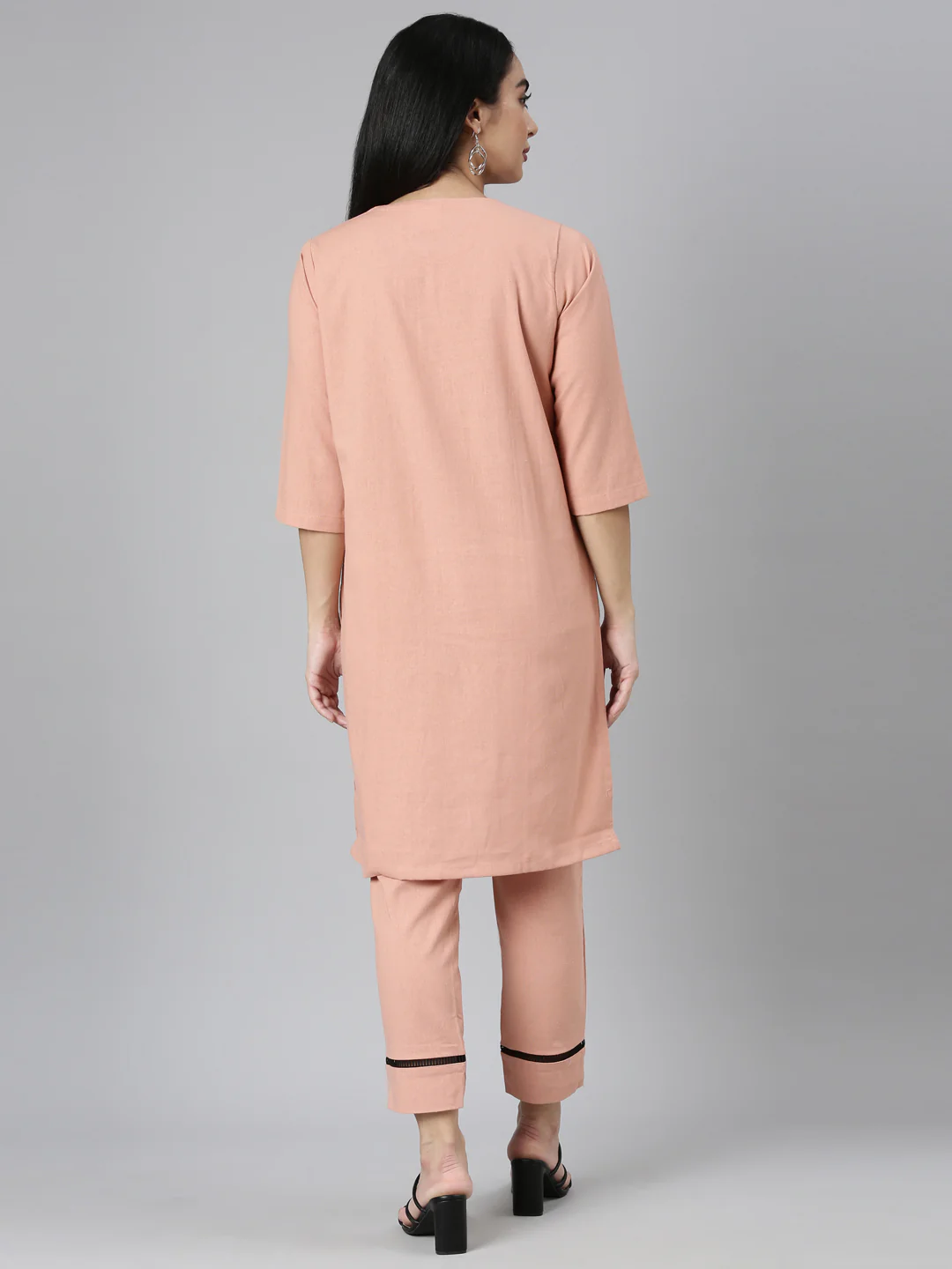 Neerus Pink Regular Straight Solid Kurta and Trousers - Image 3