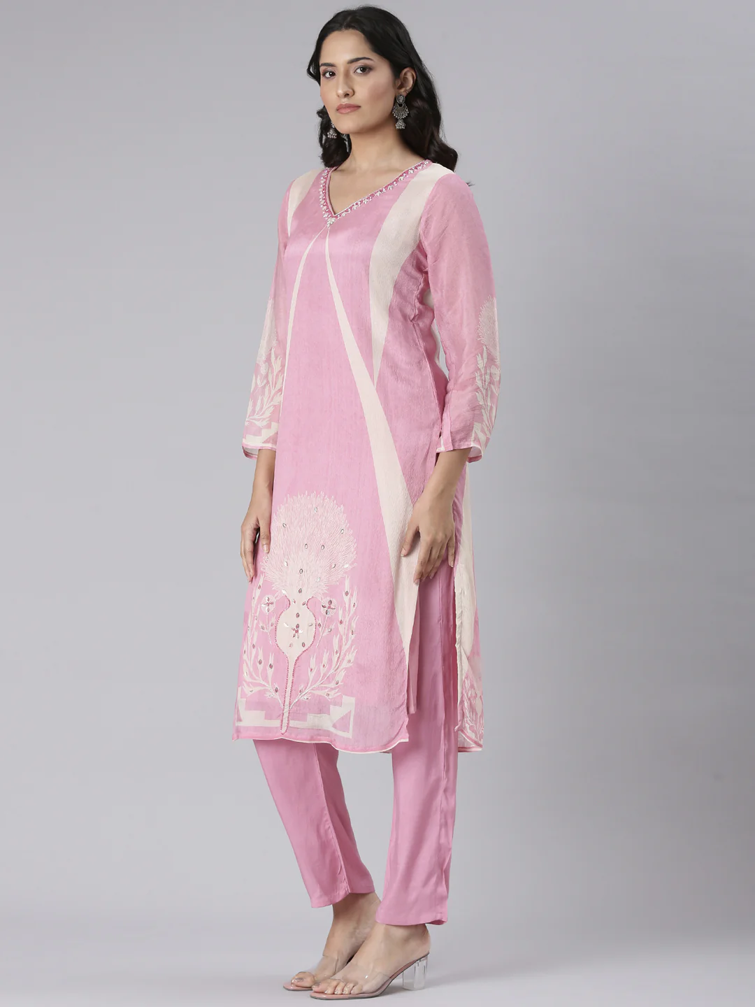 Neerus Pink Solid Straight Kurta and Trousers With Dupatta - Image 2