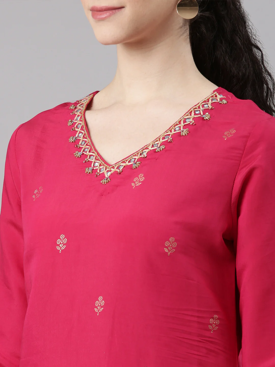 Neerus Pink Straight Casual Floral Kurta and Trouser with Dupatta - Image 5
