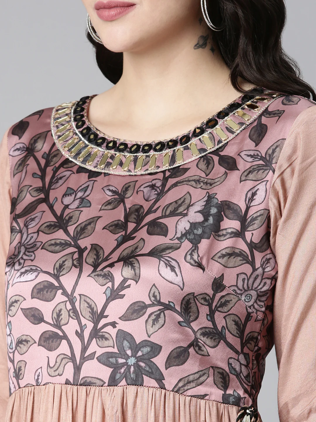 Neerus Pink Straight Casual Printed Dress - Image 4