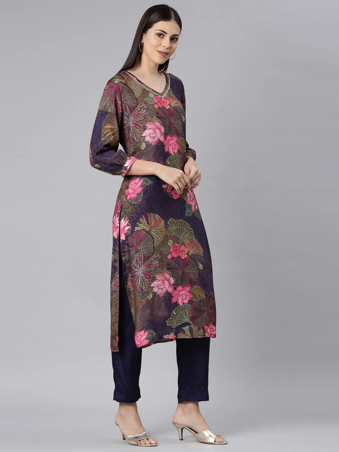 Neerus Purple Casual Floral Straight Kurta and Trouser - Image 3