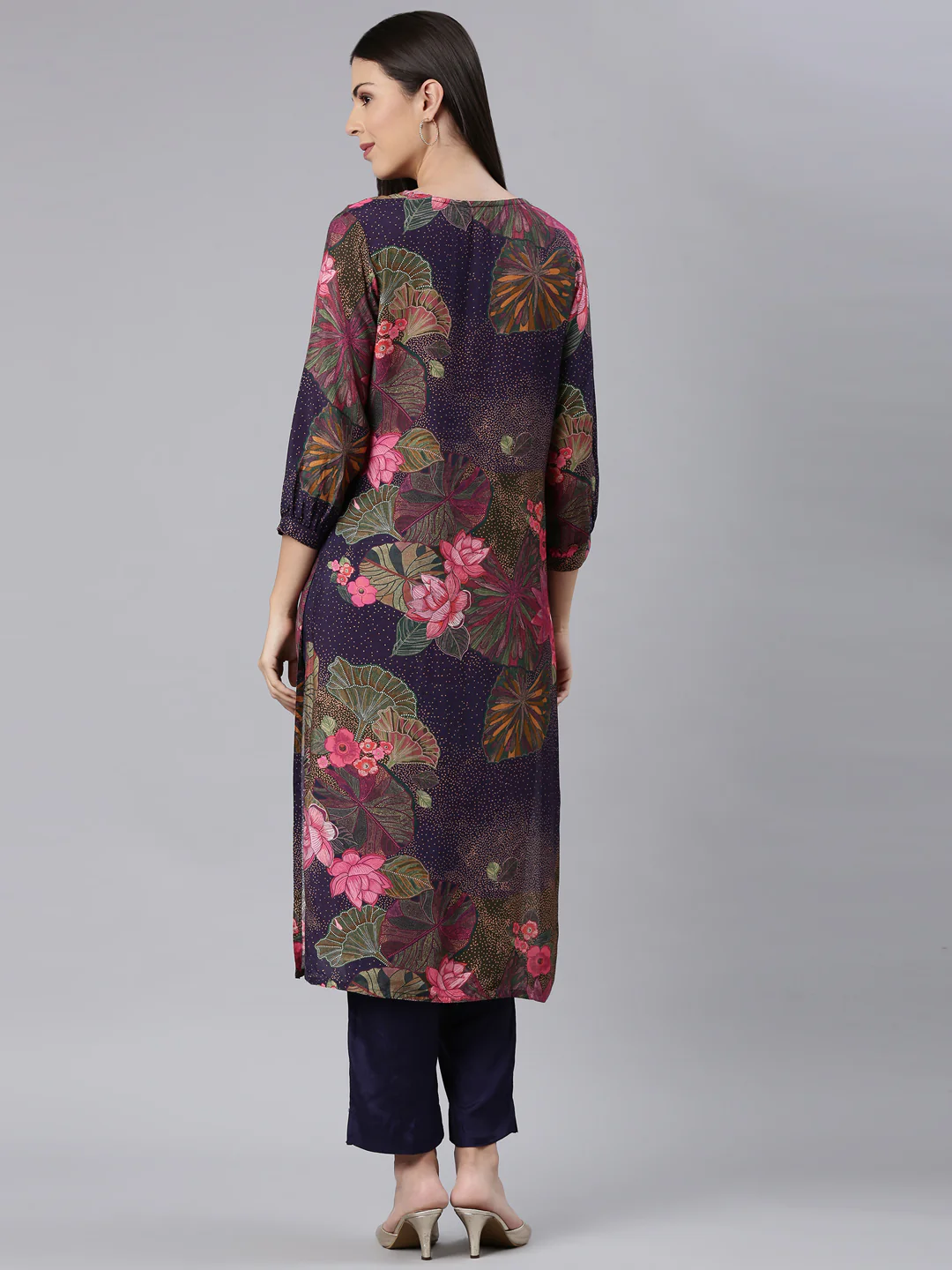 Neerus Purple Casual Floral Straight Kurta and Trouser - Image 4