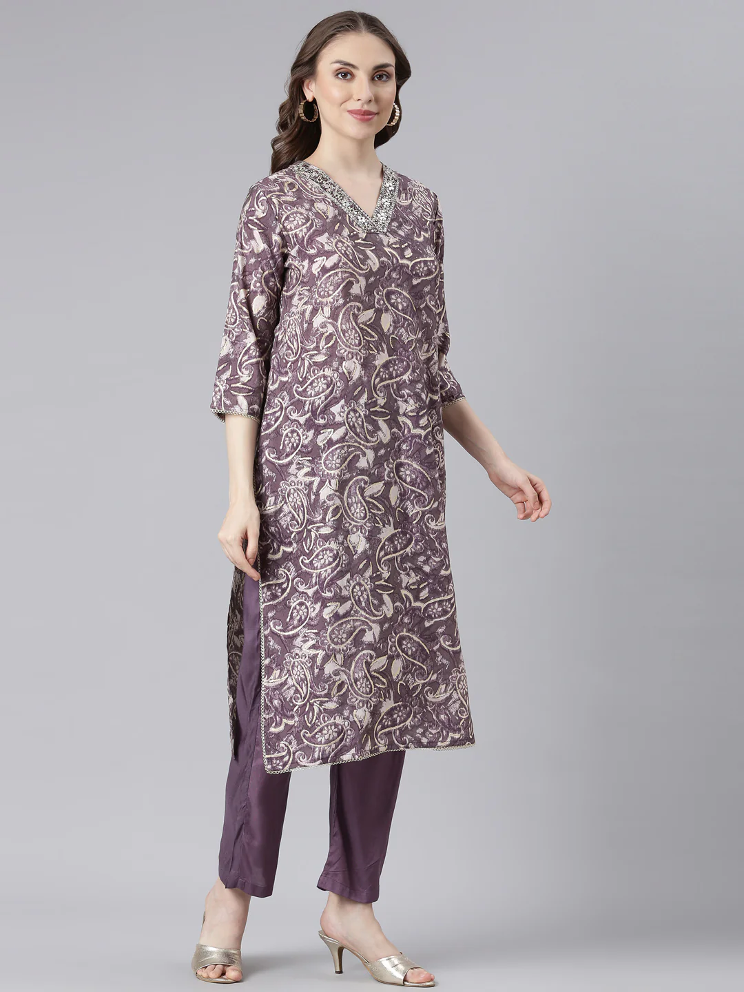 Neerus Purple Model Straight Casual Paisley Kurta and Trouser with Dupatta - Image 3
