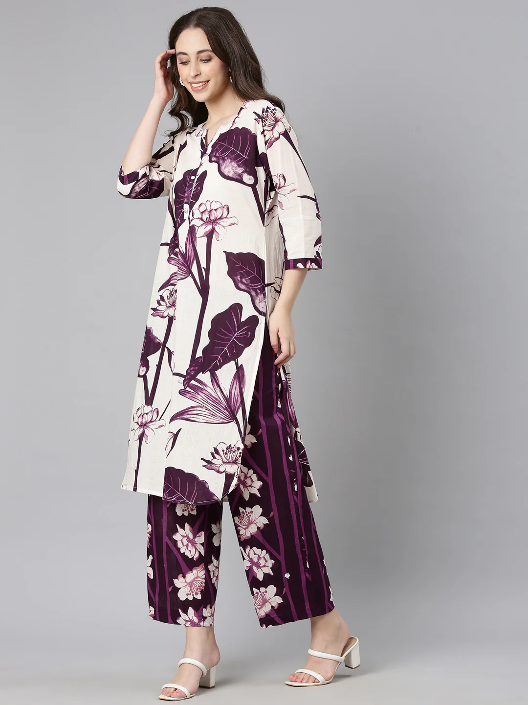 Neerus Purple Printed Straight Kurta and Trousers - Image 2