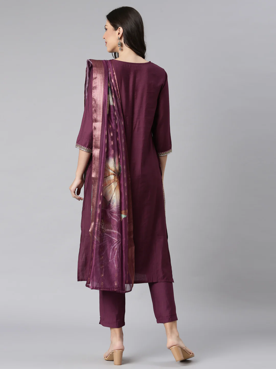 Neerus Purple Printed Straight Kurta and Trousers With Dupatta - Image 3