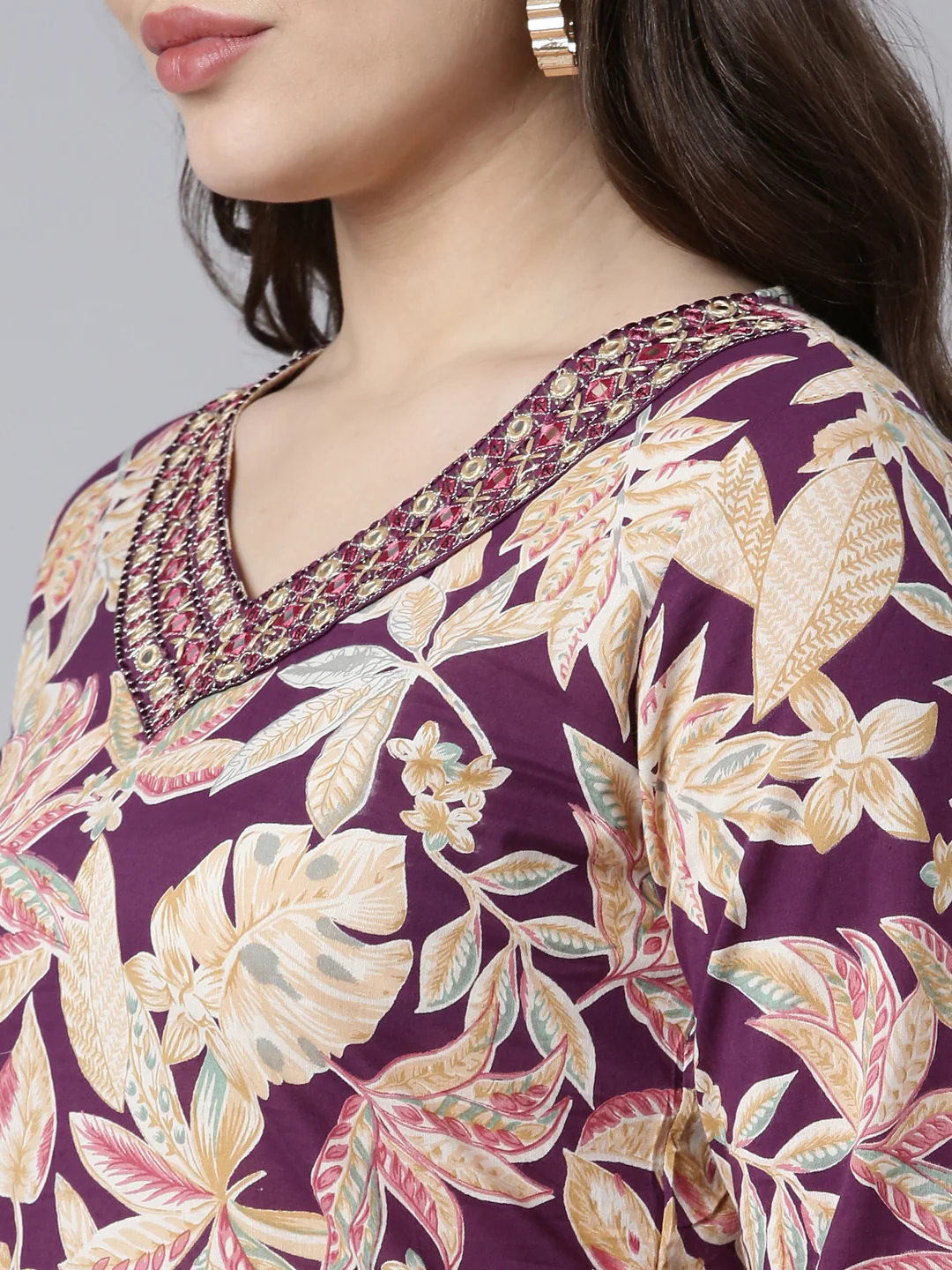 Neerus Purple Regular Straight Floral Kurta And Salwar With Dupatta - Image 4