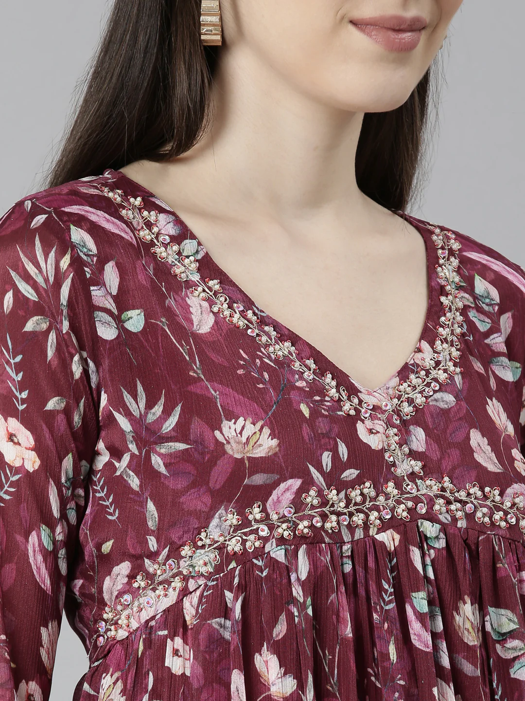 Neerus Purple Regular Straight Floral Kurta And Trousers With Dupatta - Image 4