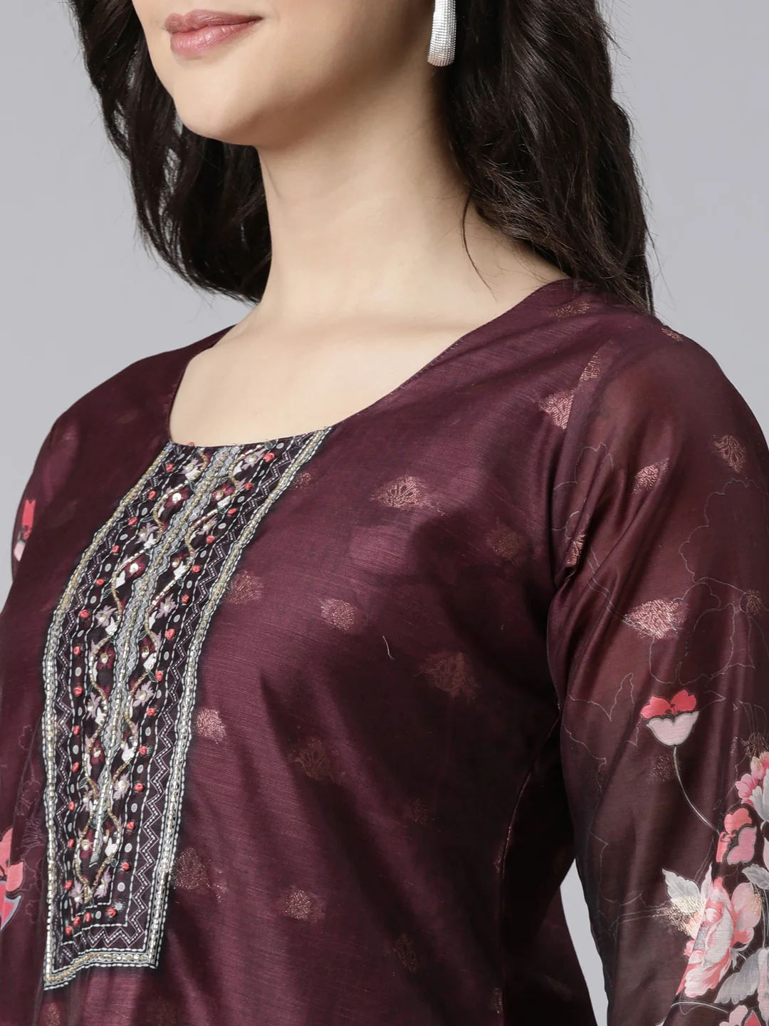 Neerus Purple Regular Straight Floral Kurta And  Trousers With Dupatta - Image 4