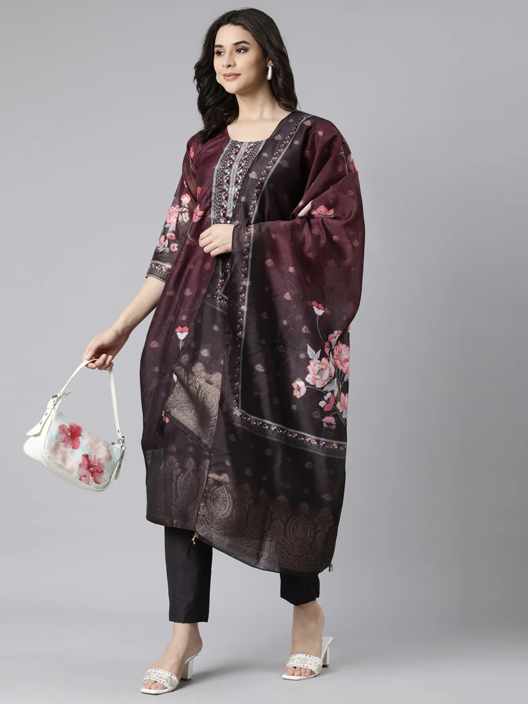 Neerus Purple Regular Straight Floral Kurta And  Trousers With Dupatta - Image 5