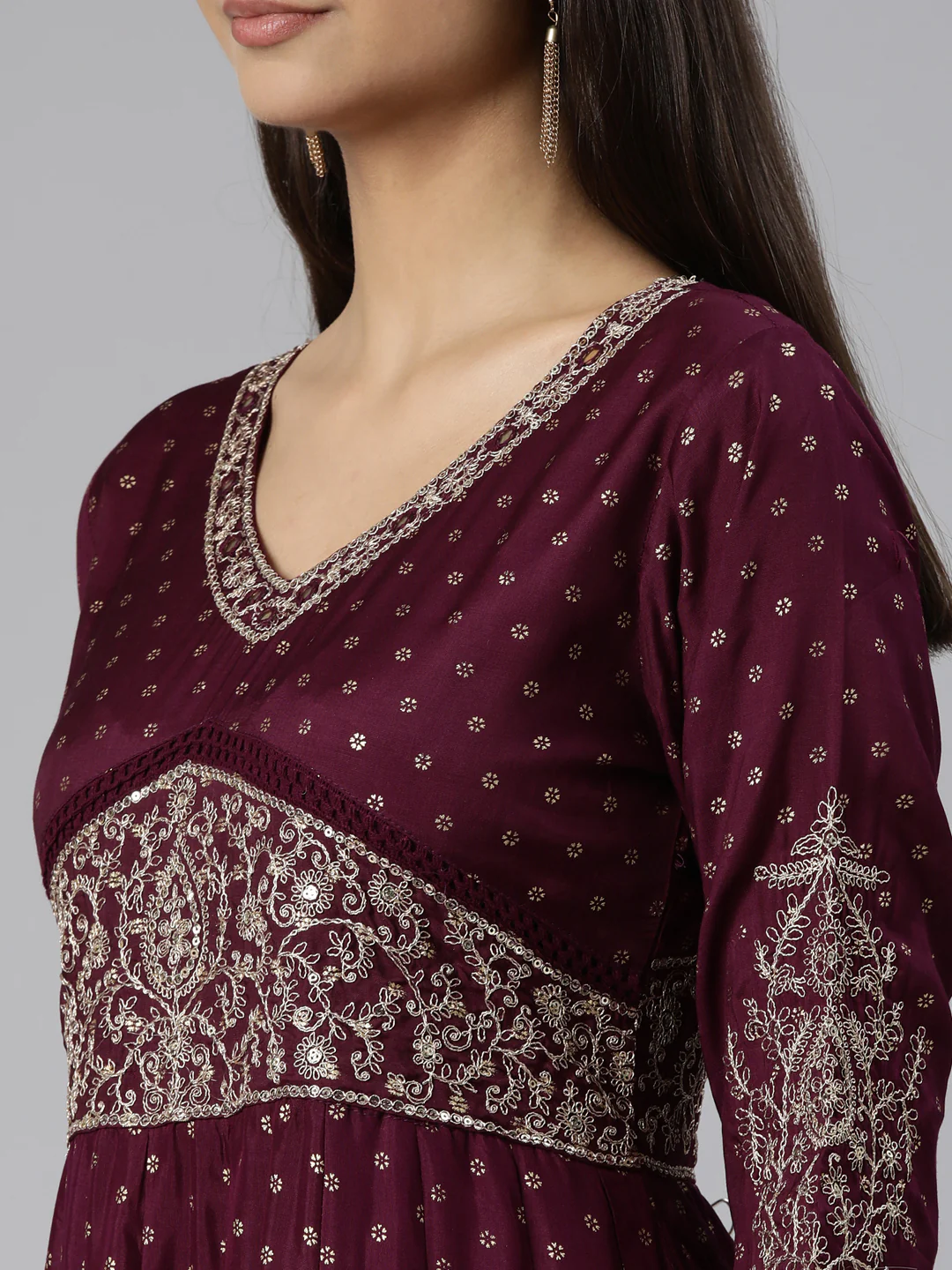 Neerus Purple Regular Straight Floral Kurta And Trousers With Dupatta - Image 4