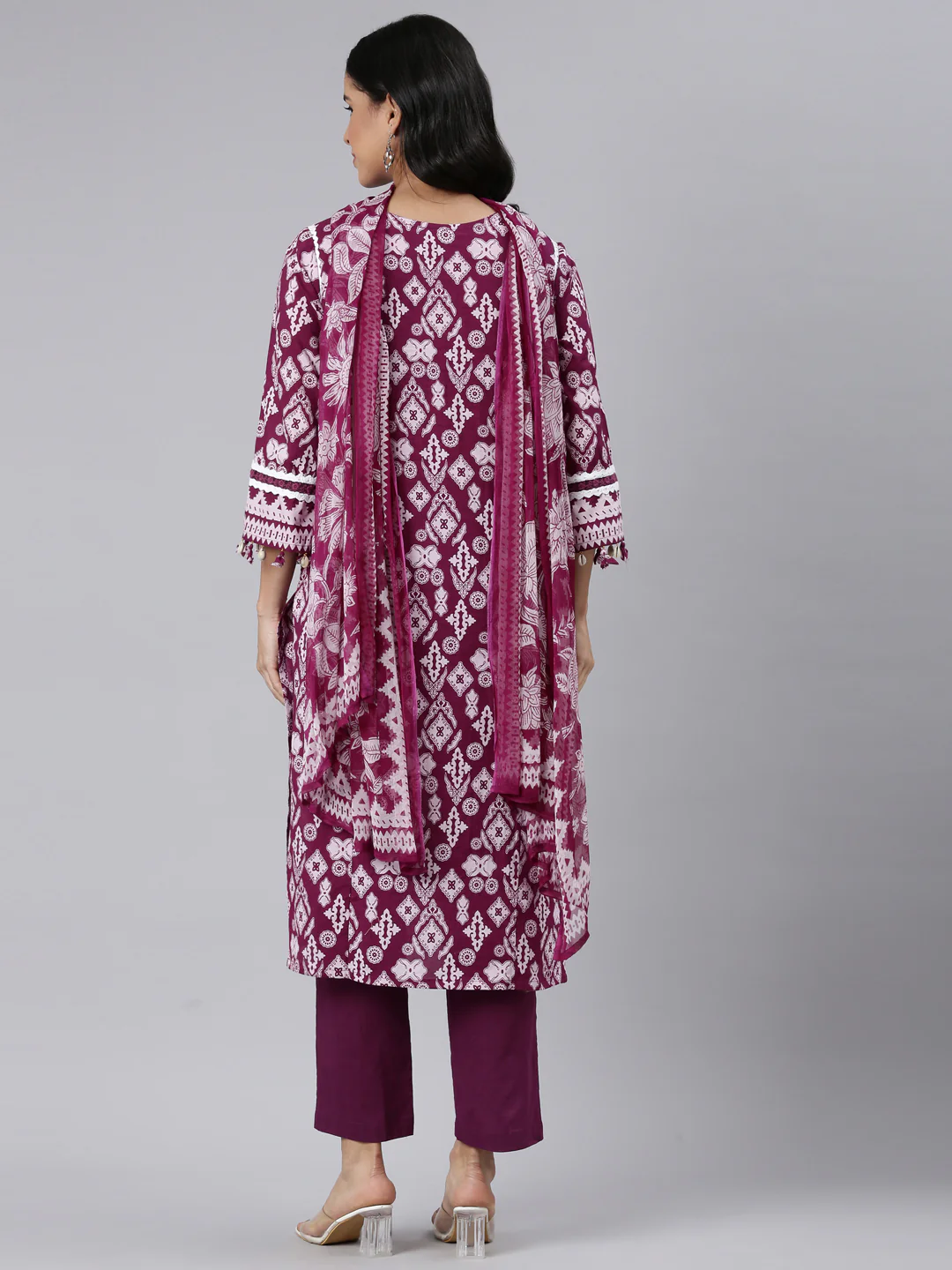 Neerus Purple Regular Straight Printed Kurta and Trousers With Dupatta - Image 3