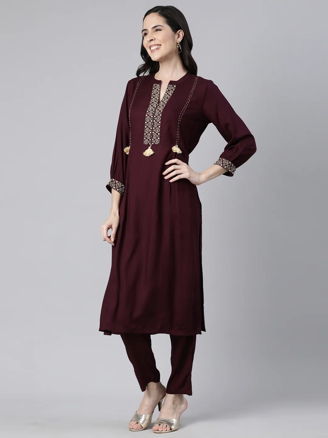 Neerus Purple Regular Straight Solid Kurta And Trousers - Image 2
